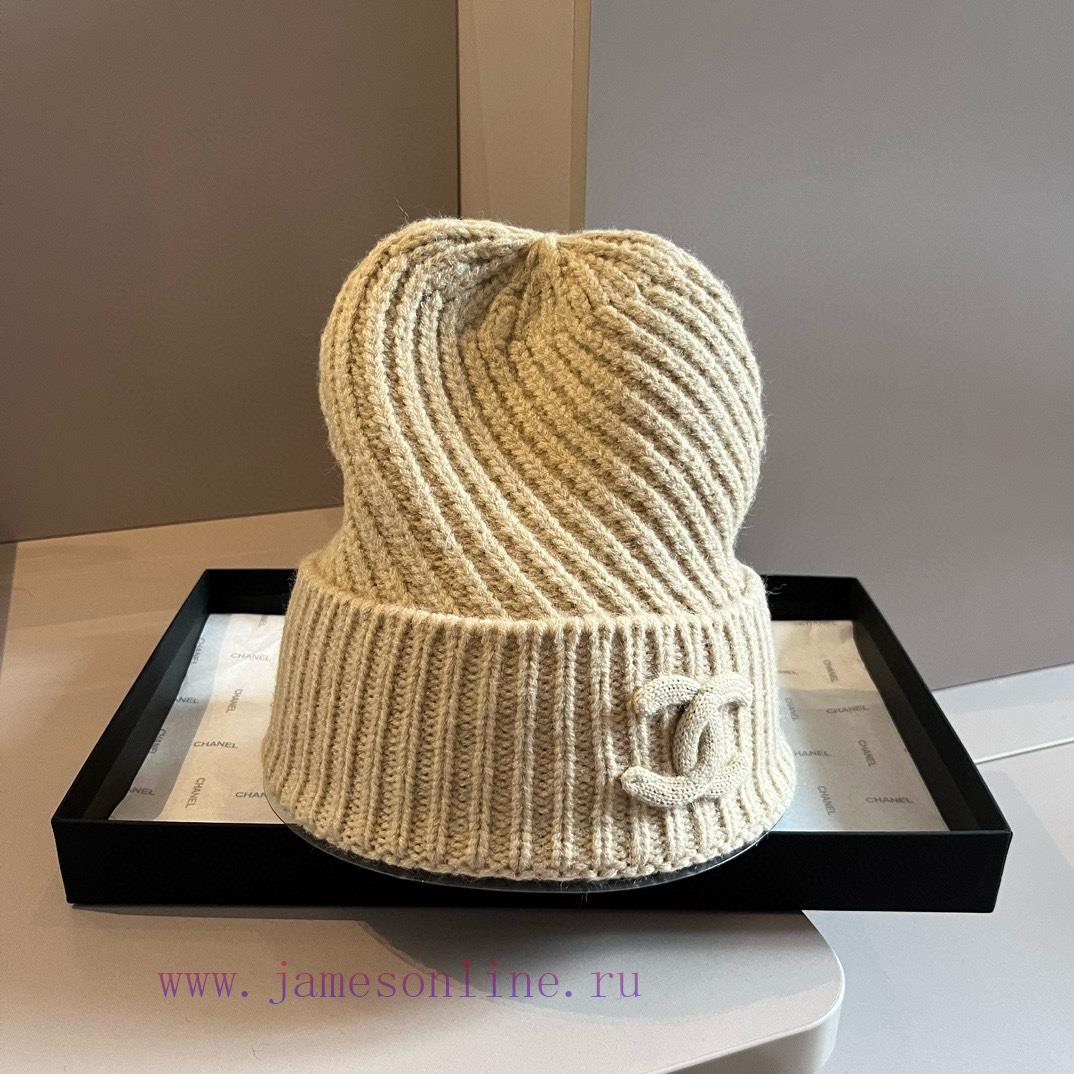 Chanel Knitted Wool Hatec2l8vy5 - Image 8