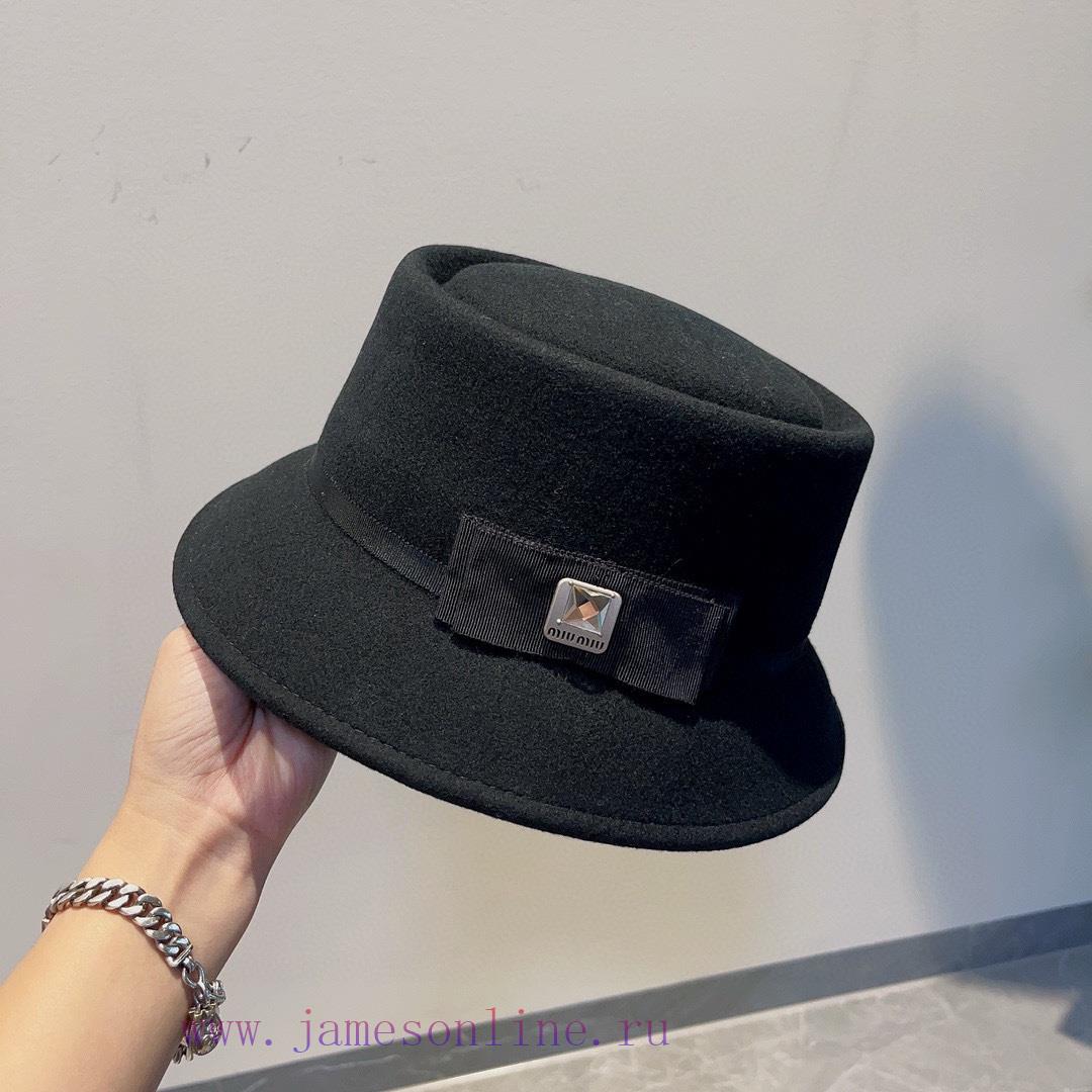 Miumiu autumn and winter new top hat, concave convex hat type top hat, 100% wool hat, head cb5ey9vbm - Image 8