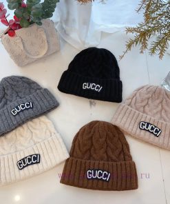 Gucci Autumn/Winter New Wool Knitted HatThe Fried Dough Twists pattern matches the sweater fzdko3jp