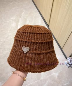 MIUMIU 2024 New Design Knitted Fisherman's Hat, Korean Edition Design - Essential for Wearinbas6t93u