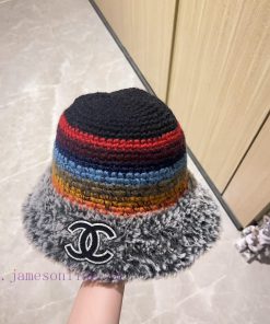 CHANEL 2024 new color blocked plush double-sided fisherman hat, super easy to match, a stylek5e8fzx2