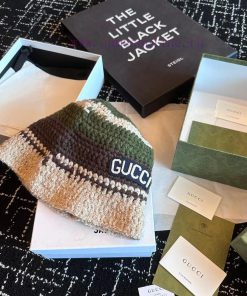 Gucci Autumn/Winter Hand Hook Colored Knitted HatCoarse knitted hand hook, look at it, but ztp9elzp