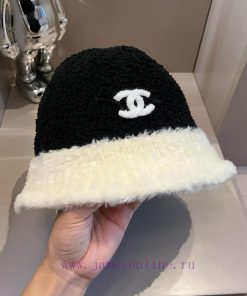 Chanel Color blocked Fisherman's Hat, Lamb Fleece Fleece with Woolen Fur, Head circumference4y5azqop