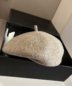 Miumiu wool beret, made of 100% wool fabricfo5q4yt1