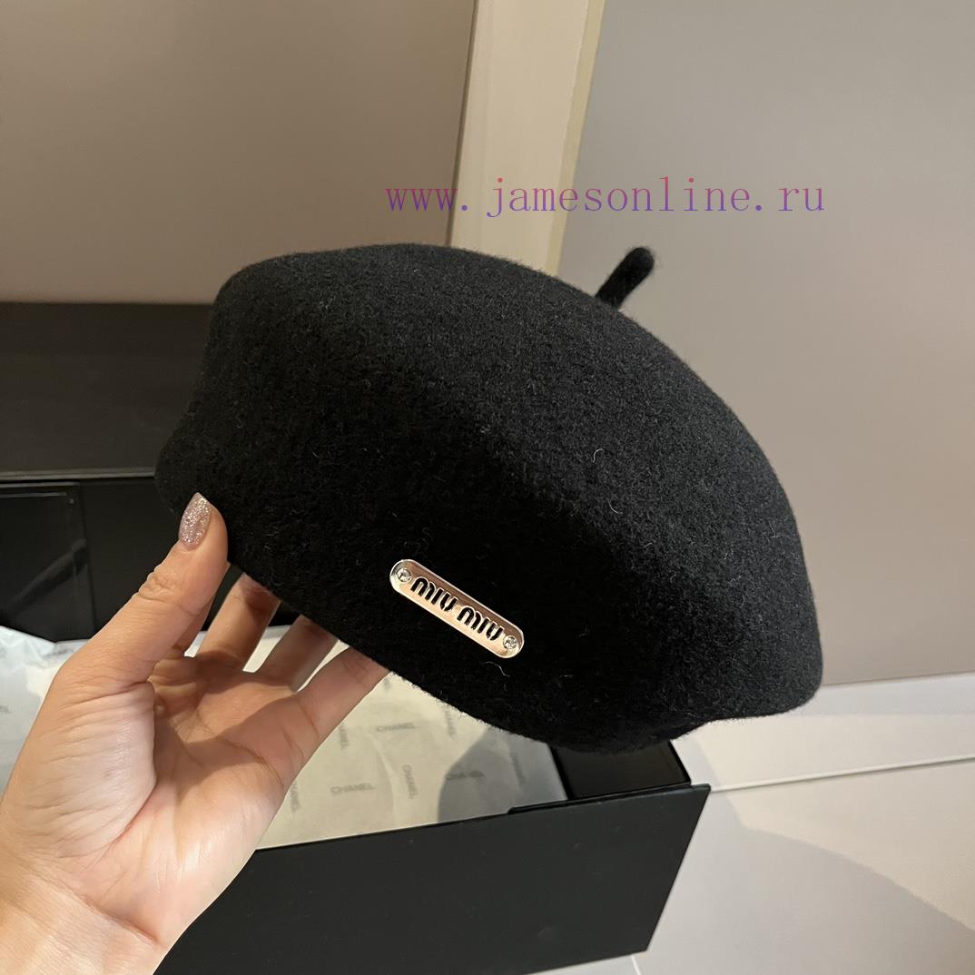 Miumiu wool beret, made of 100% wool fabriclab6f9qk - Image 4