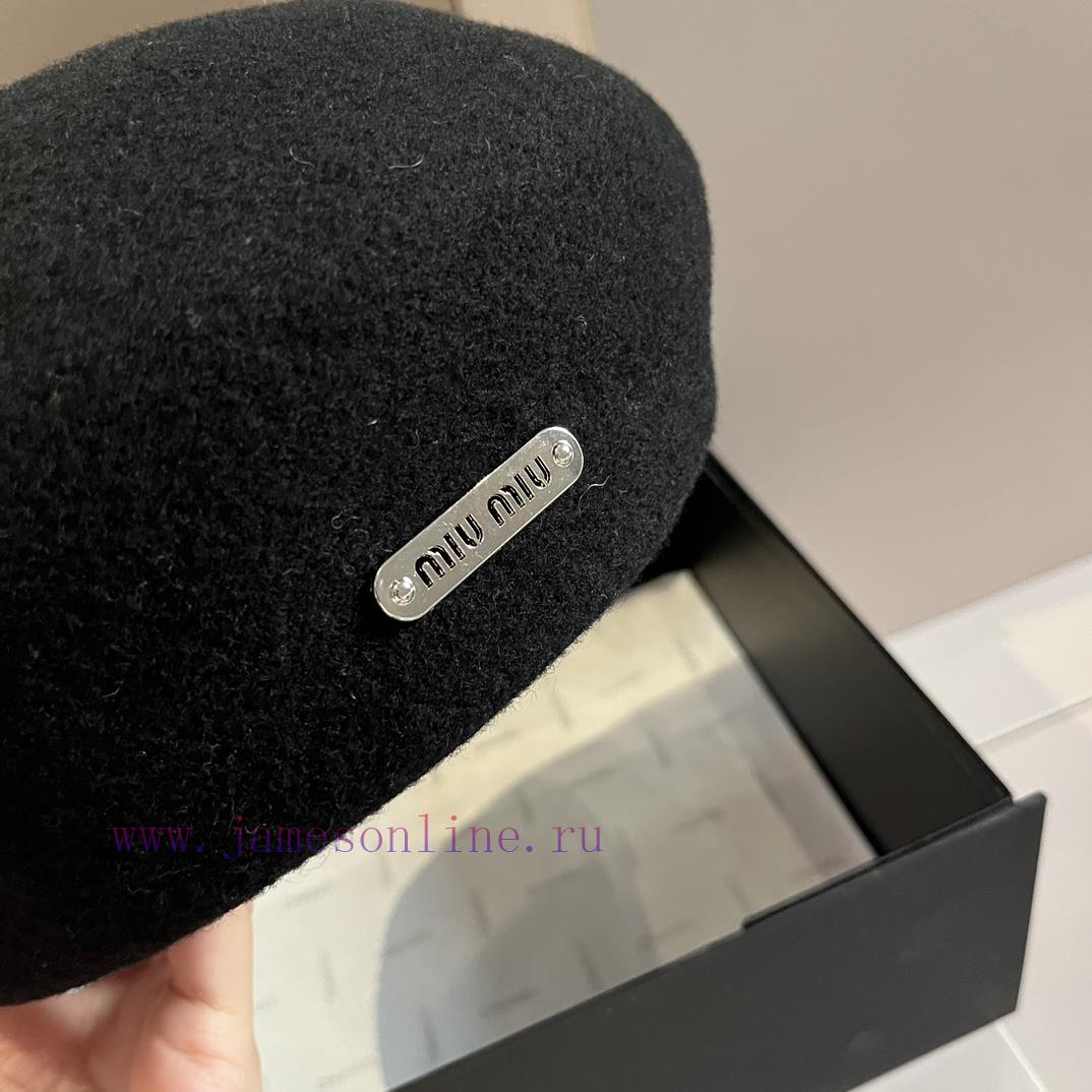 Miumiu wool beret, made of 100% wool fabriclab6f9qk - Image 5
