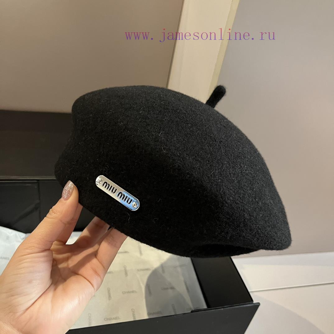 Miumiu wool beret, made of 100% wool fabriclab6f9qk - Image 8