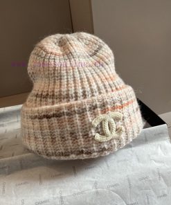 Chanel Knitted Woolen Hatw7yvnn73