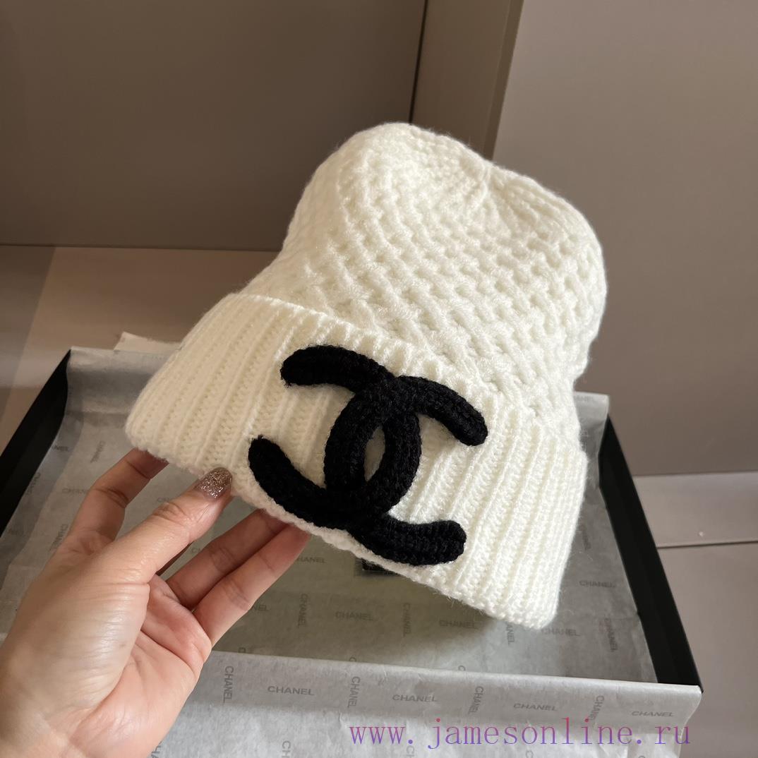 Chanel Knitted Wool Hatftutz0ao - Image 5