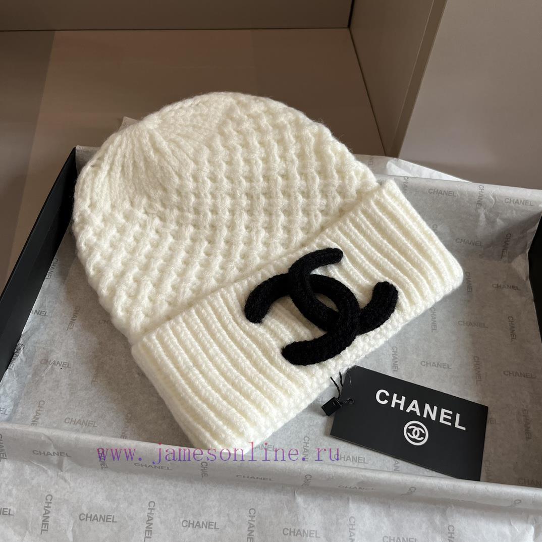 Chanel Knitted Wool Hatftutz0ao - Image 6