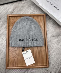 Ba Paris Welfare fine yarn knitted single hat is now on sale. It is an affordable series of gocth7k8