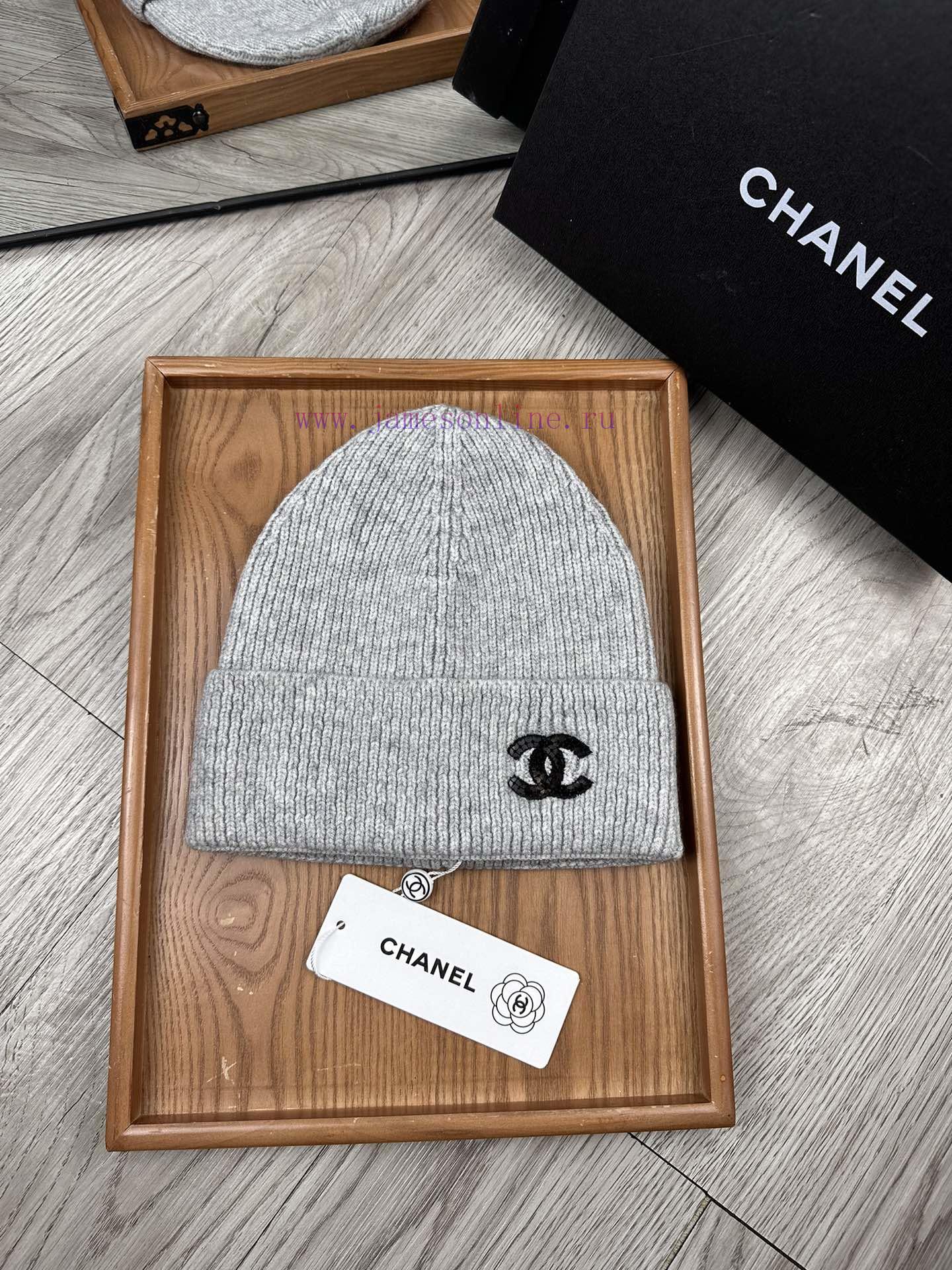 The new collection of C welfare fine yarn knitted single hats is launched, which is an afforer3w54at