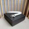 PRADA's elegant Saffiano belt showcases a feminine design with a soft and heartfelt triangul m4goumzu