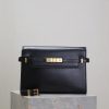 Yves Saint Laurent Bags Black gold buckleManhattan_29cmThe flip Manhattan baguette bag changes the classic logo of t 1p4e3dro