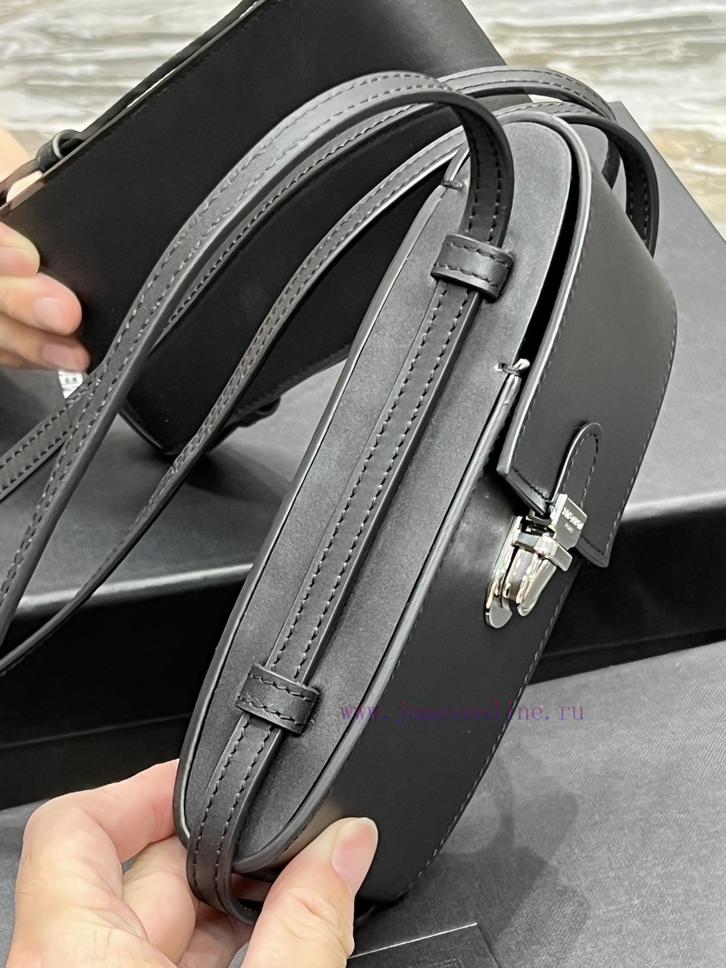 Yves Saint Laurent Bags 𝙋𝙃𝙊𝙉𝙀𝙃𝙊𝙇𝘿𝙀𝙍𝙏𝙐𝘾𝙈𝘼 phone bag𝟮𝟬𝟮𝟭 One of the popular bags is a mobile phone bag, which is hot t rcsvctmp - Image 4