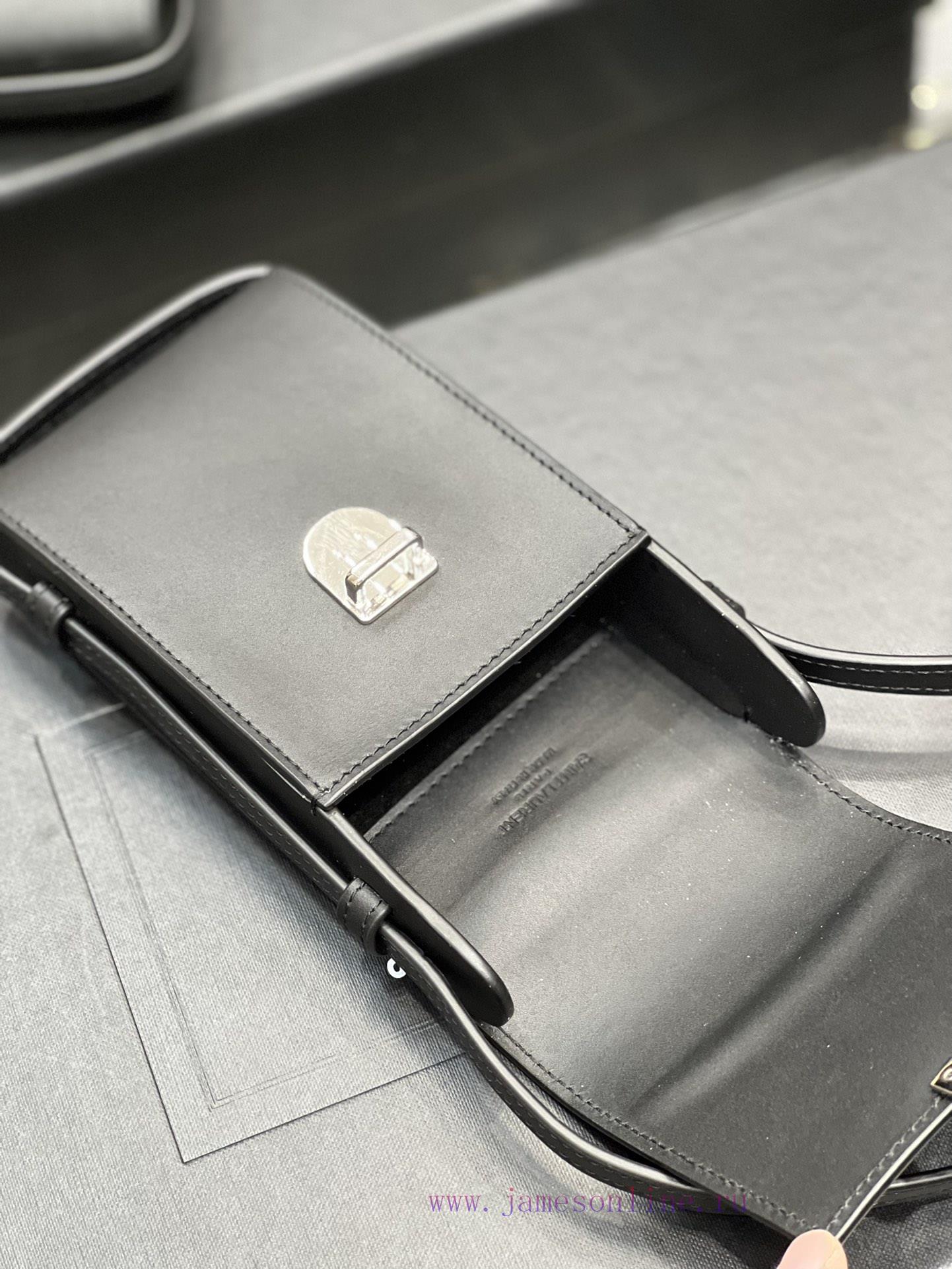 Yves Saint Laurent Bags 𝙋𝙃𝙊𝙉𝙀𝙃𝙊𝙇𝘿𝙀𝙍𝙏𝙐𝘾𝙈𝘼 phone bag𝟮𝟬𝟮𝟭 One of the popular bags is a mobile phone bag, which is hot t rcsvctmp - Image 8