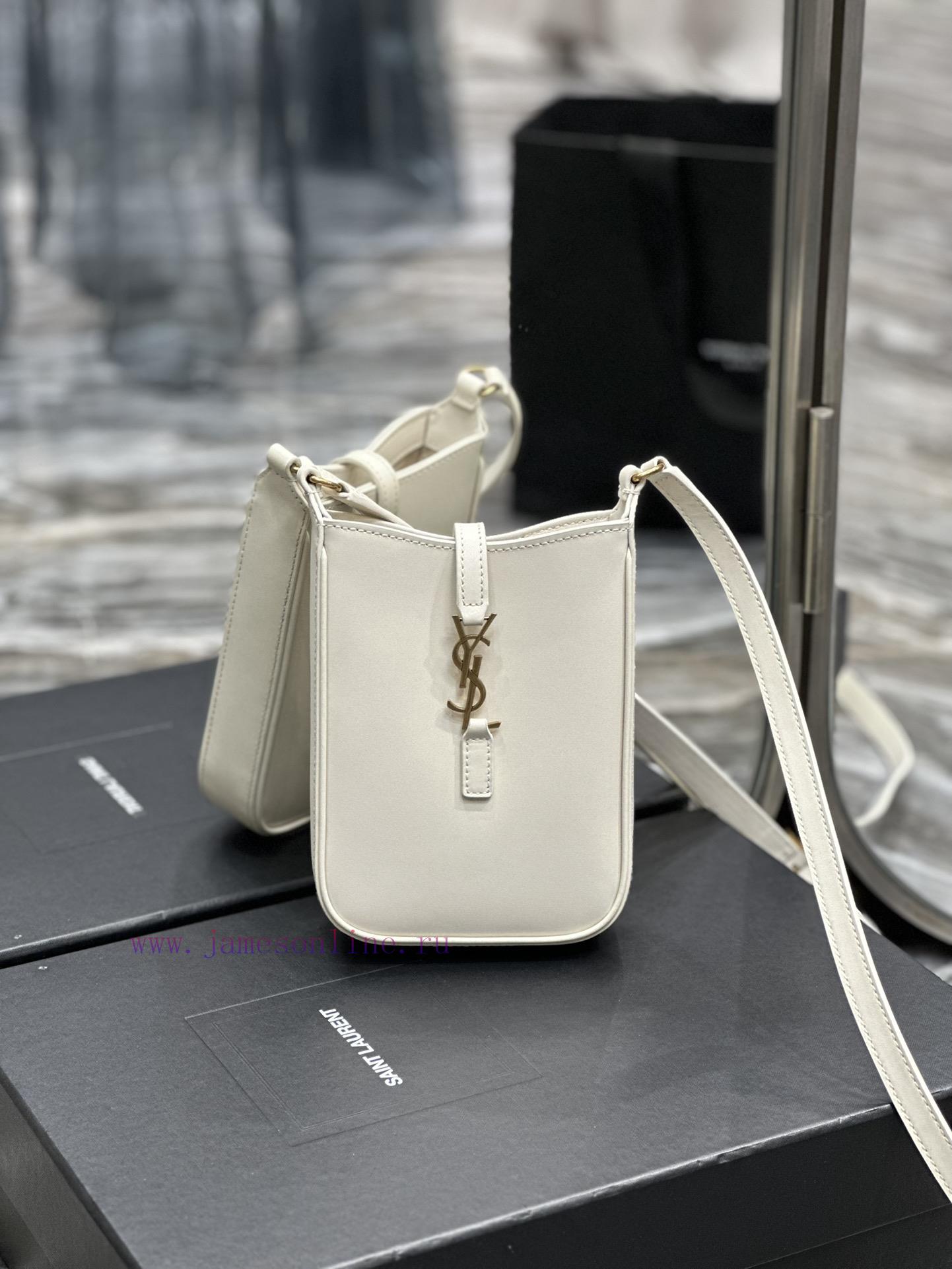 Yves Saint Laurent Bags WhiteNew member of LE 5A7 series - Mobile bagRecommended for Wall Crack: This mini phone bag rrjn196a