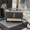 Yves Saint Laurent Bags 𝙉𝙚𝙬 𝙢𝙚𝙙𝙞𝙪𝙢 𝙨𝙪𝙣𝙨𝙚𝙩The Sunset bag is a new member of the Sunset family, with a newly designed eap5cyq9