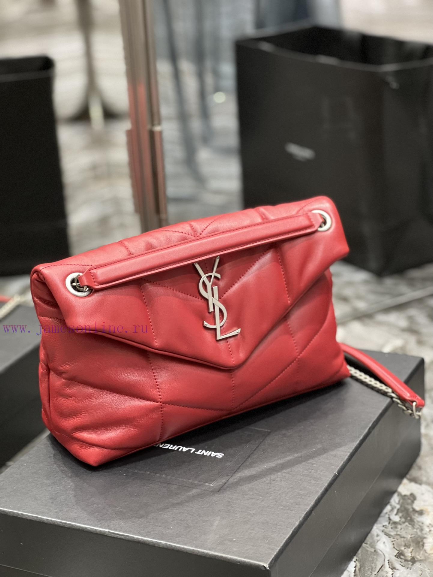 Yves Saint Laurent Bags Red with silver buckle𝙇𝙤𝙪𝙡𝙤𝙪𝙋𝙪𝙛𝙛𝙚𝙧 Quilted lamb leather bag, made of 100% lambskin, with a s 3dso1d1u - Image 4
