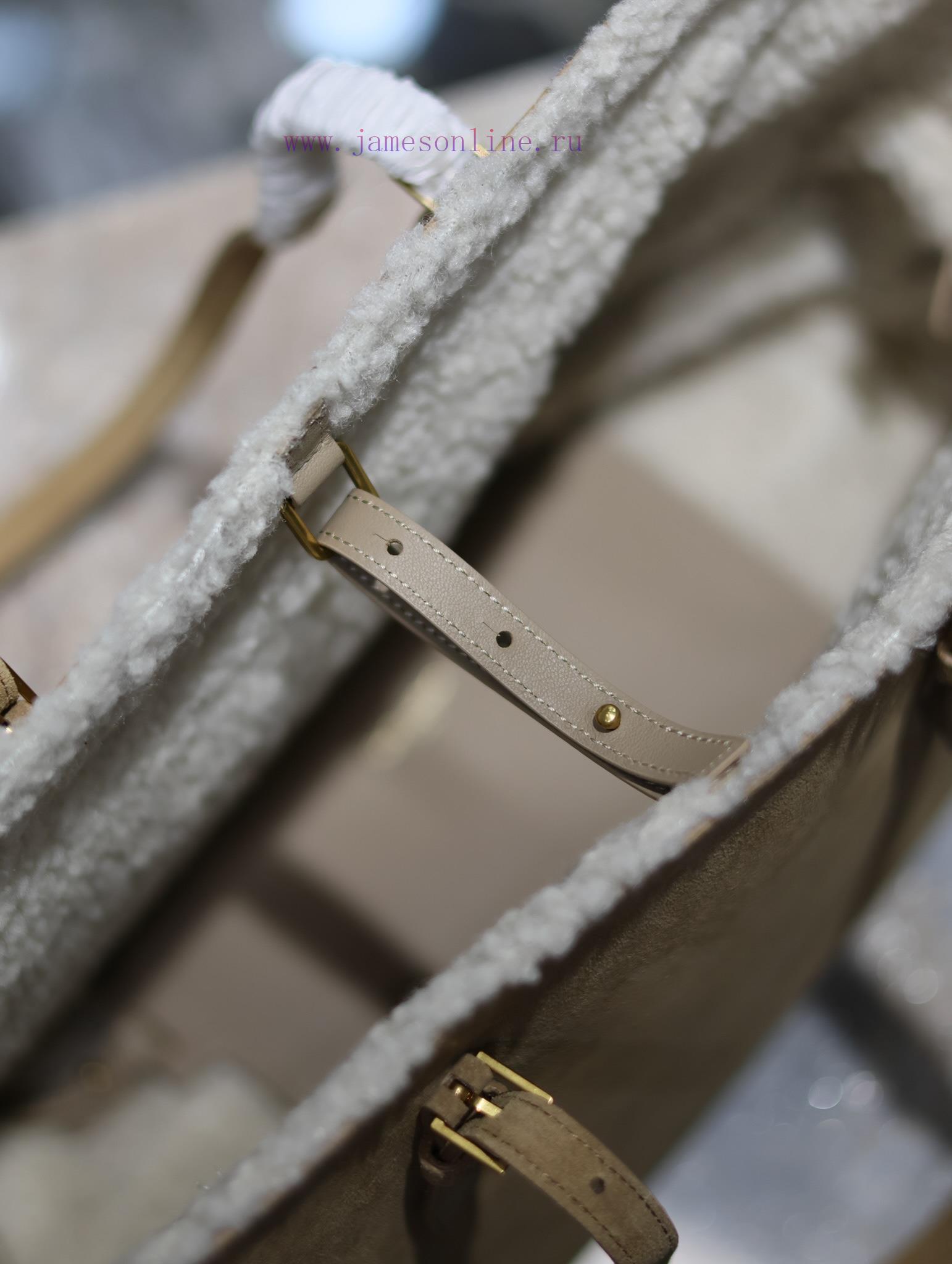 Yves Saint Laurent Bags Shopping tote bag_ Lamb wool shopping bagThe feeling of autumn and winter is here~The fur an 2ghrrnkx - Image 9