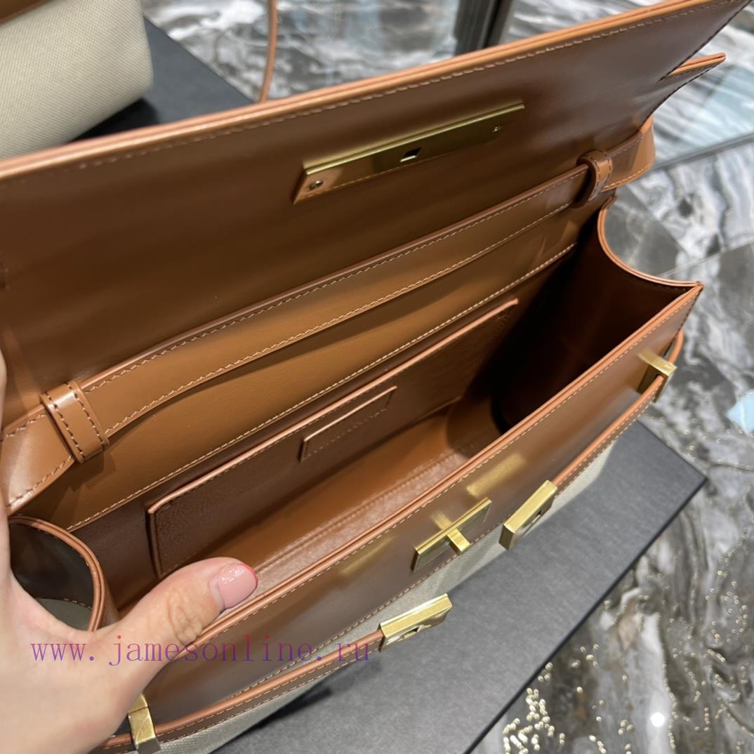 Yves Saint Laurent Bags 𝑴𝒂𝒏𝒉𝒂𝒕𝒕𝒂𝒏 The latest revision of the Manhattan baguette bag features full leather lining, e tzvu3hbf - Image 9