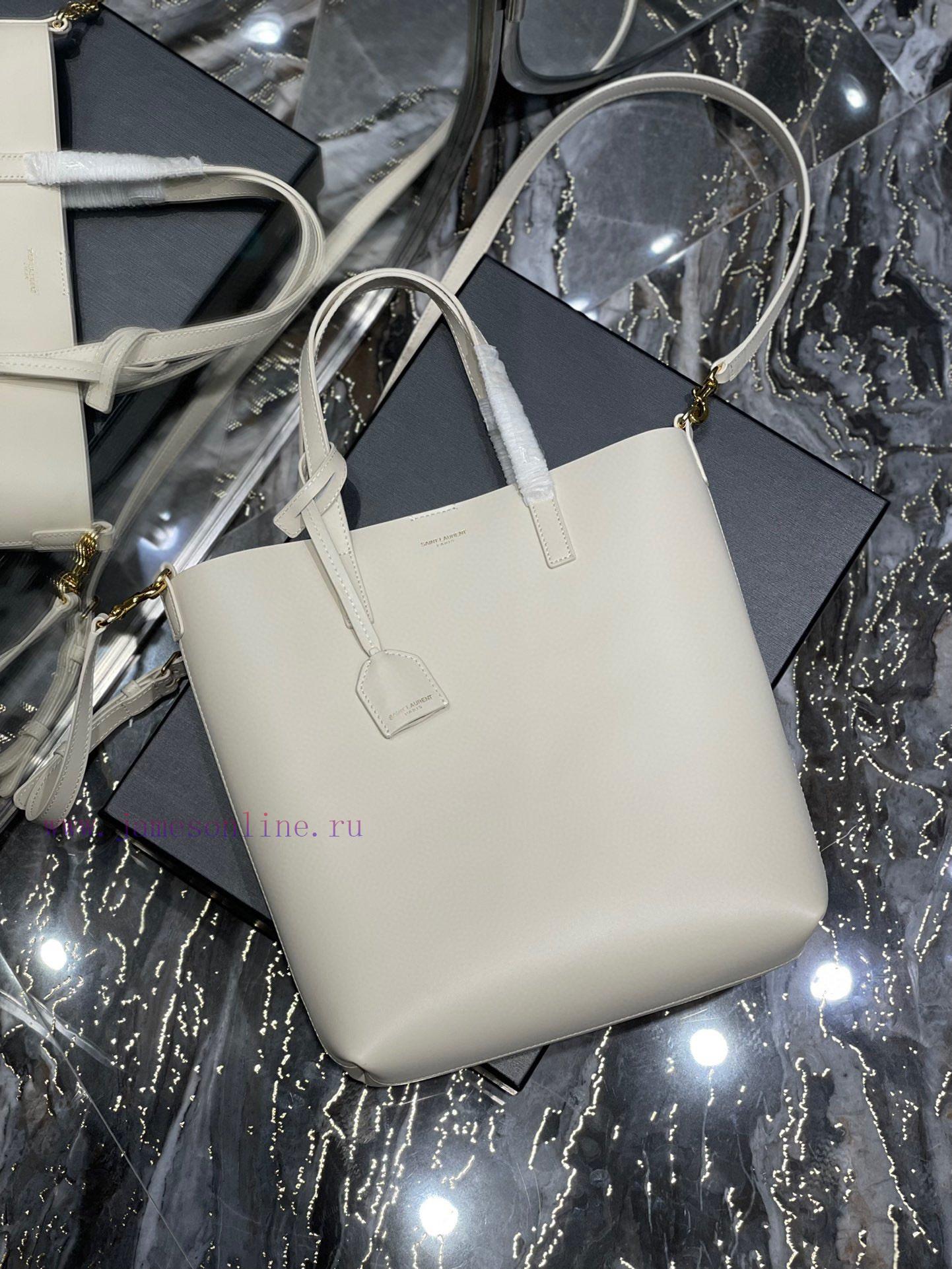 Yves Saint Laurent Bags 𝑺𝒉𝒐𝒑𝒑𝒊𝒏𝒈 𝒕𝒐𝒕𝒆 𝒃𝒂𝒈_A simple and low-key solid color shopping bag, paired with a metal logo pe ea2um979 - Image 6