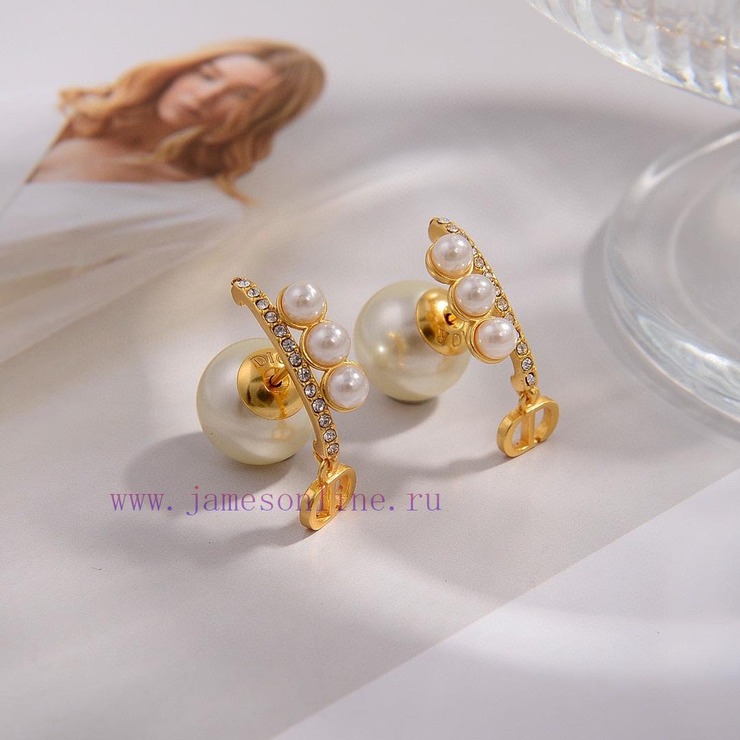 Dior's New Collection Beloved By Top Tier Brands Features Letter Earrings With A Metallic Textu yq3i3w1y - Image 2