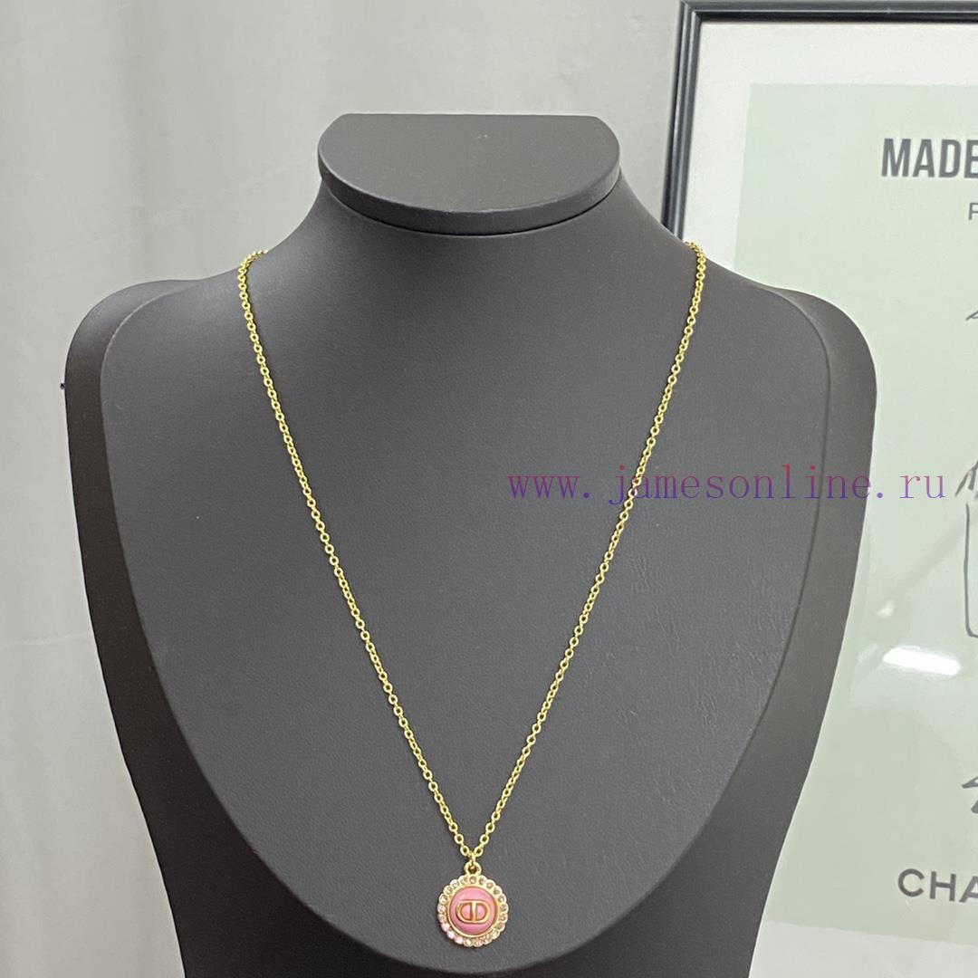 Code N729DIOR Necklace Hot Selling Item Hits New Market🤑 CD Letter Pink Circular Button Necklac 5s2tm17b