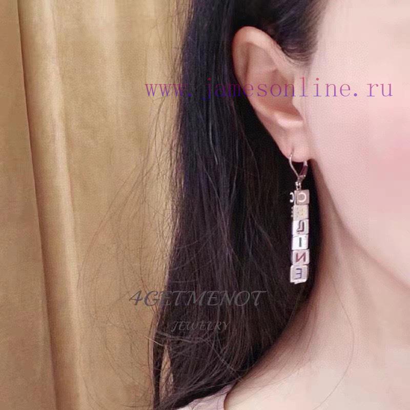 Celine's New Letter Earrings PRECLOUS New Simple And Fashionable Earrings Are Made Of Brass Mat mt6fxyae - Image 3
