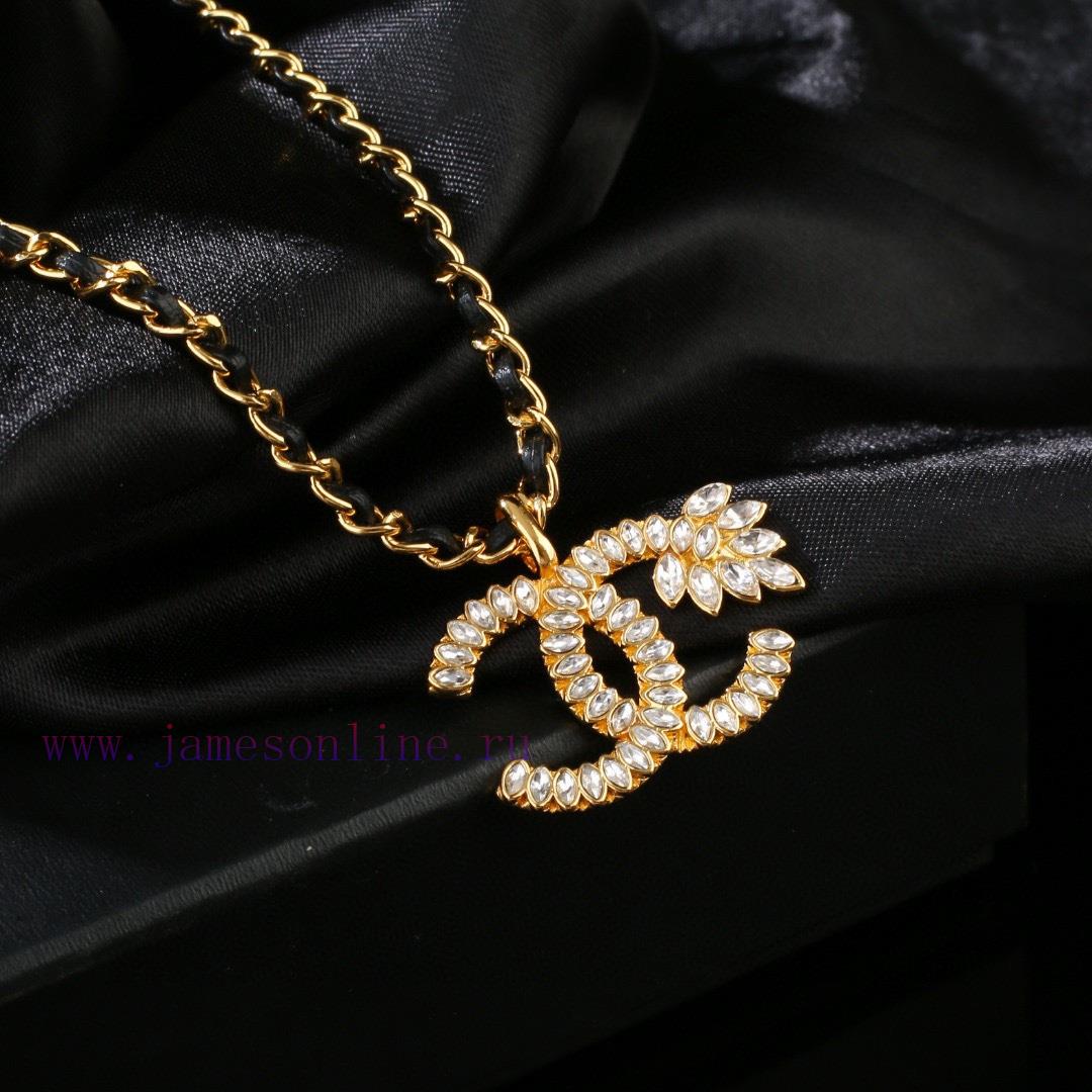 Chanel's New Lambskin Necklace Is Synchronized With The New Double C Necklace Crafted With Prec 0lgo1xsr - Image 8