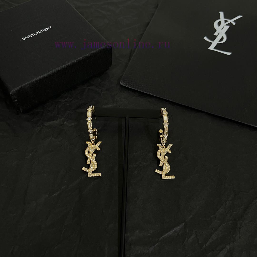 Saint Laurent Earrings Have A Strong Metallic Texture And Are Made Of Original Brass Material. cvi2xwht - Image 2