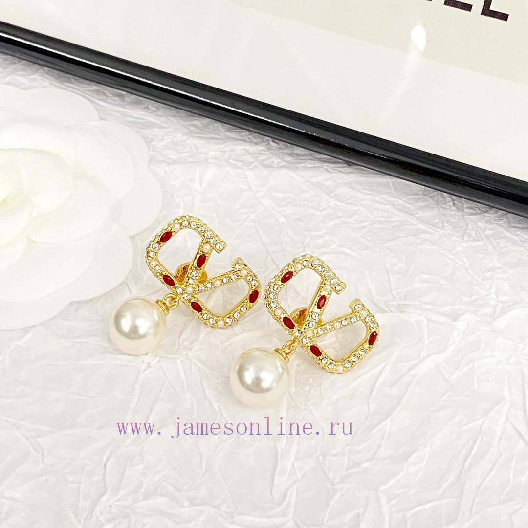 Today's New Code E2703Valentino Earrings Hot Selling Item Hits New Market🤒 VAENTINO Pearl V Log gaj1a6w0 - Image 2