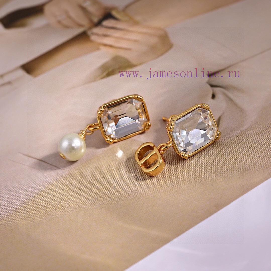Dior's New Collection Beloved By Top Tier Brands Features Letter Earrings With A Metallic Textu 7xa8zo2w - Image 5