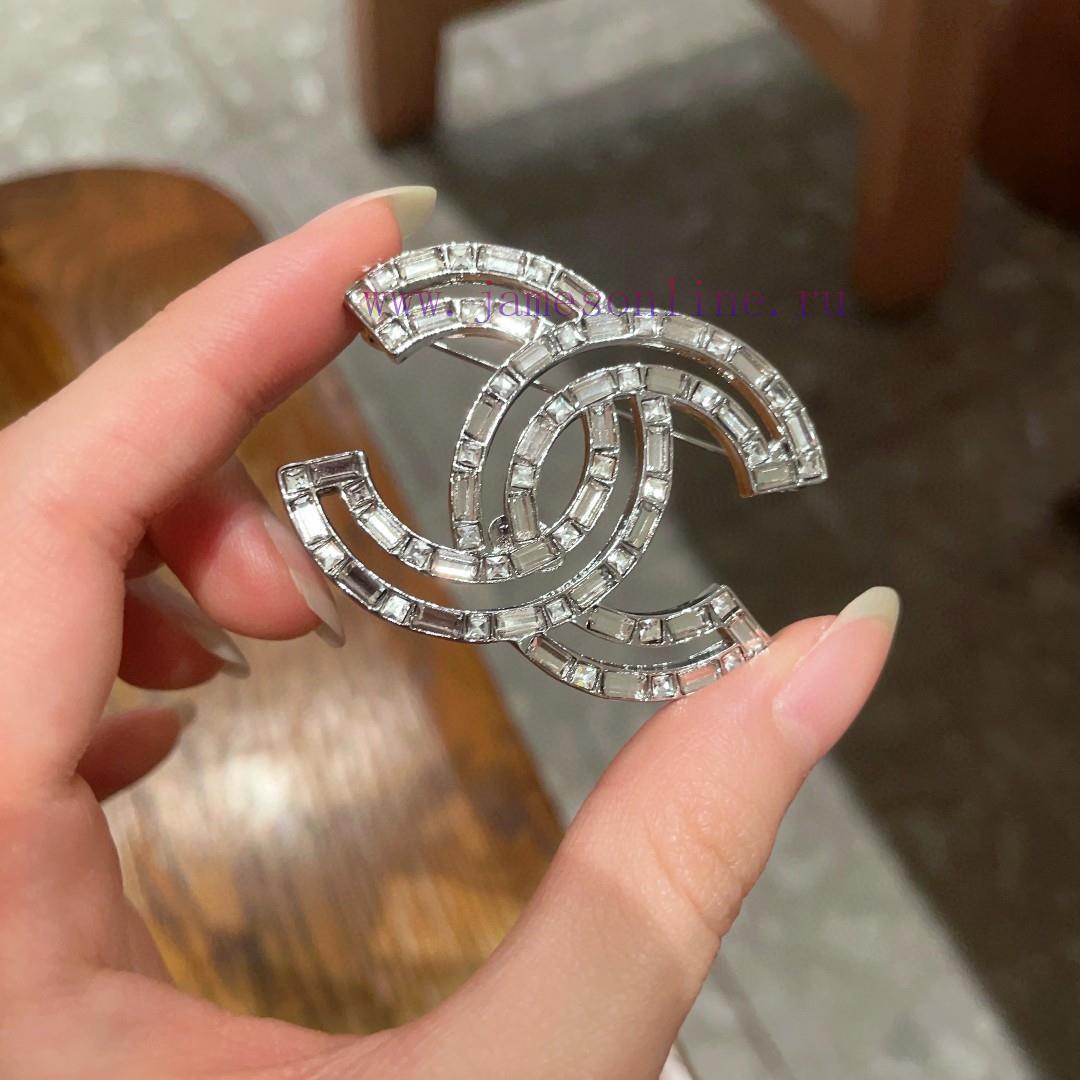 CHANELChanel Has Synchronized The New Chanel Brooch Which Is The Most Knowledgeable Accessory F fkl2kkk4 - Image 5