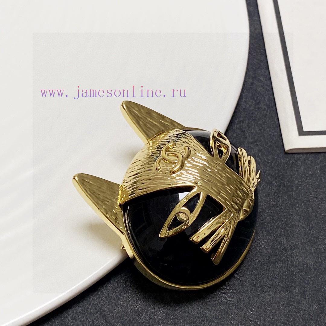 Chanel's New Collection Is Synchronized With The New Chanel Brooch Which Is The Most Knowledgea 9cxhjlql - Image 8