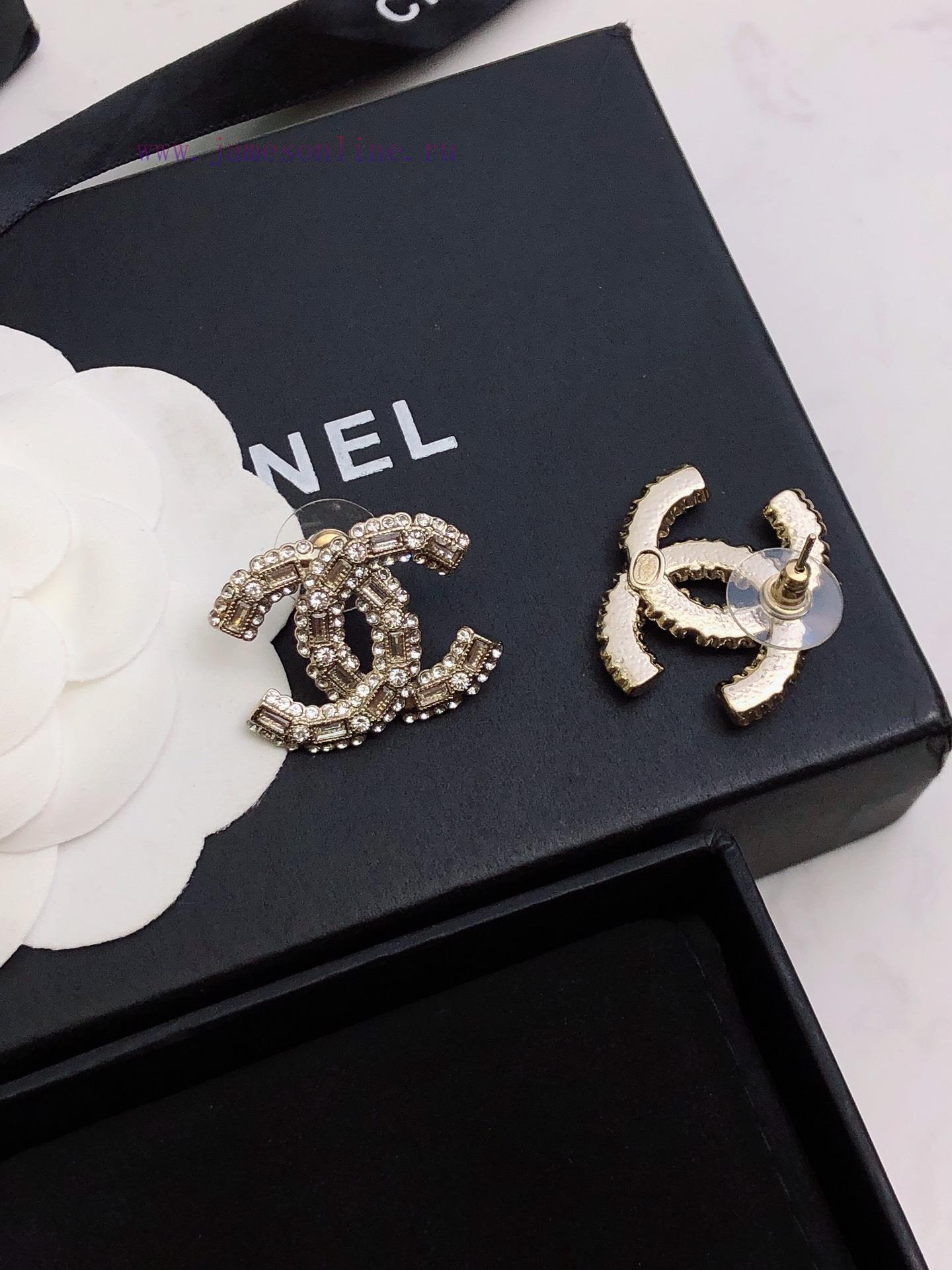 New Super Hot Product With Fragrant Diamond Edge Double C Earrings ️ Small Amount Of Stock Avai gy2j2qbl