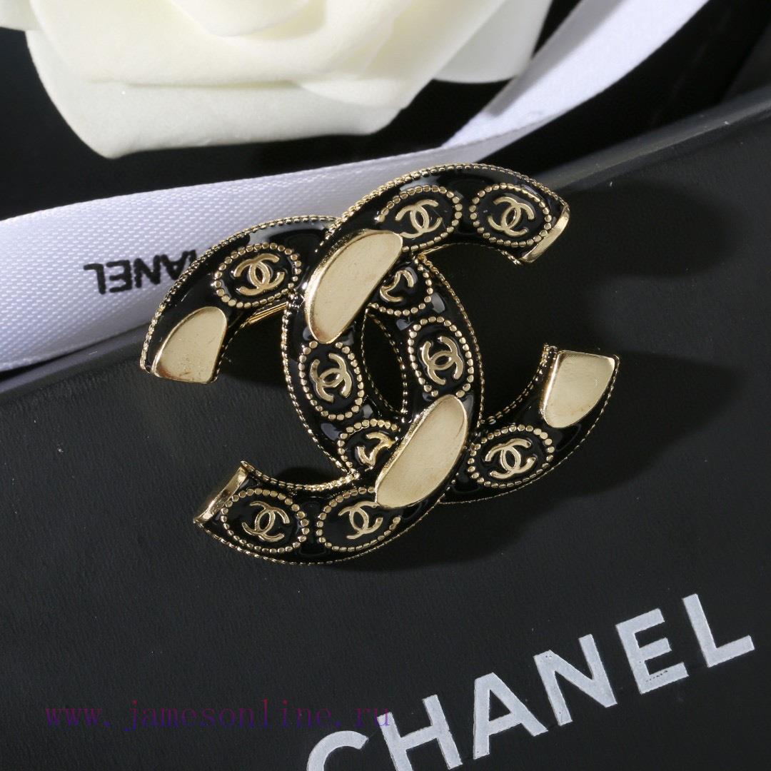 Chanel's New Double-C Brooch Has Exquisite Craftsmanship In Every Detail And This Design Is Tru xlz60jow