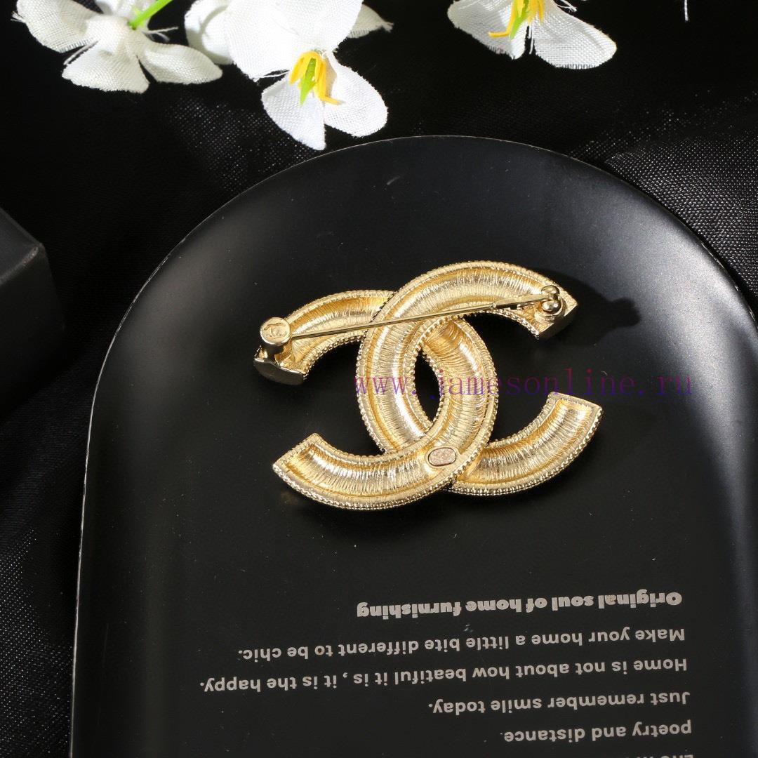 Chanel's New Double-C Brooch Has Exquisite Craftsmanship In Every Detail And This Design Is Tru xlz60jow - Image 5