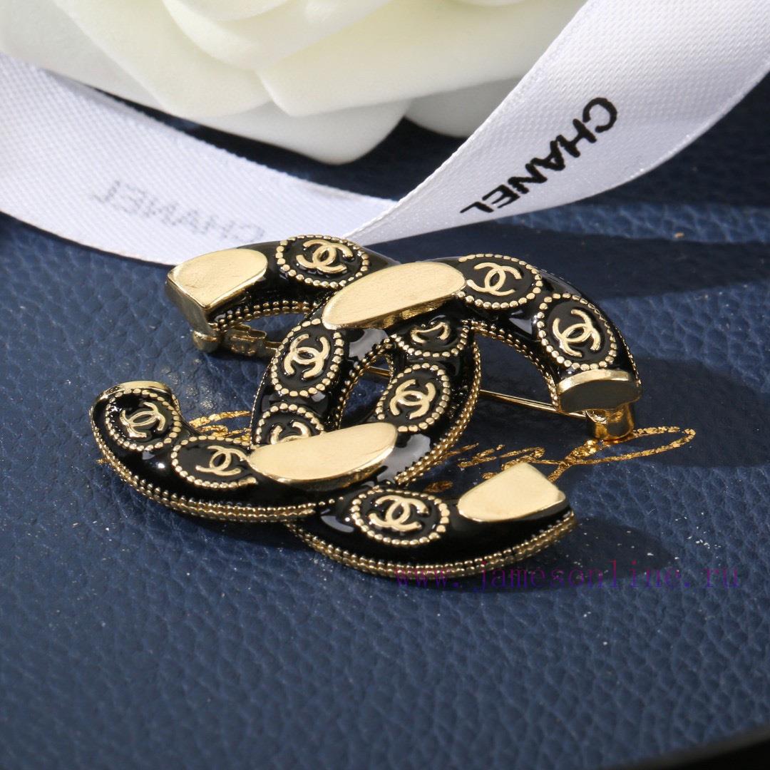 Chanel's New Double-C Brooch Has Exquisite Craftsmanship In Every Detail And This Design Is Tru xlz60jow - Image 6