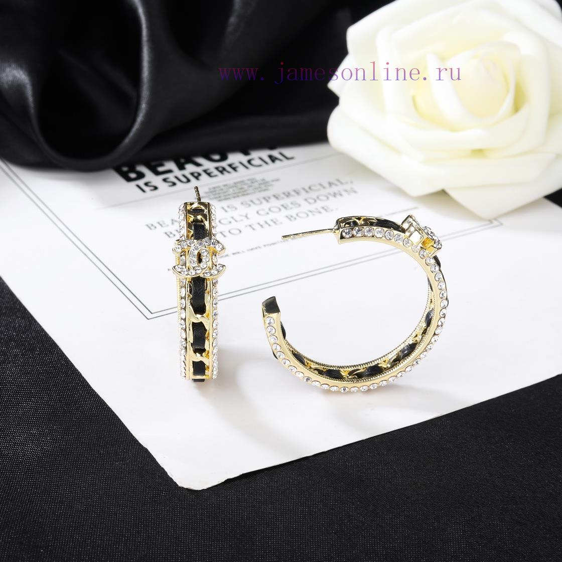 Chanel's New Pearl Earrings Are Exquisitely Crafted In Every Detail And This Design Is Truly St hq80n7ny - Image 9