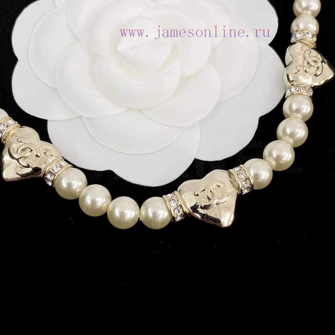Code N807Chanel Necklace Sells Well And Hits New HeightsCHAN 24 Pearl Heart Choker Necklace🤩 Sw dl7okvjs - Image 4