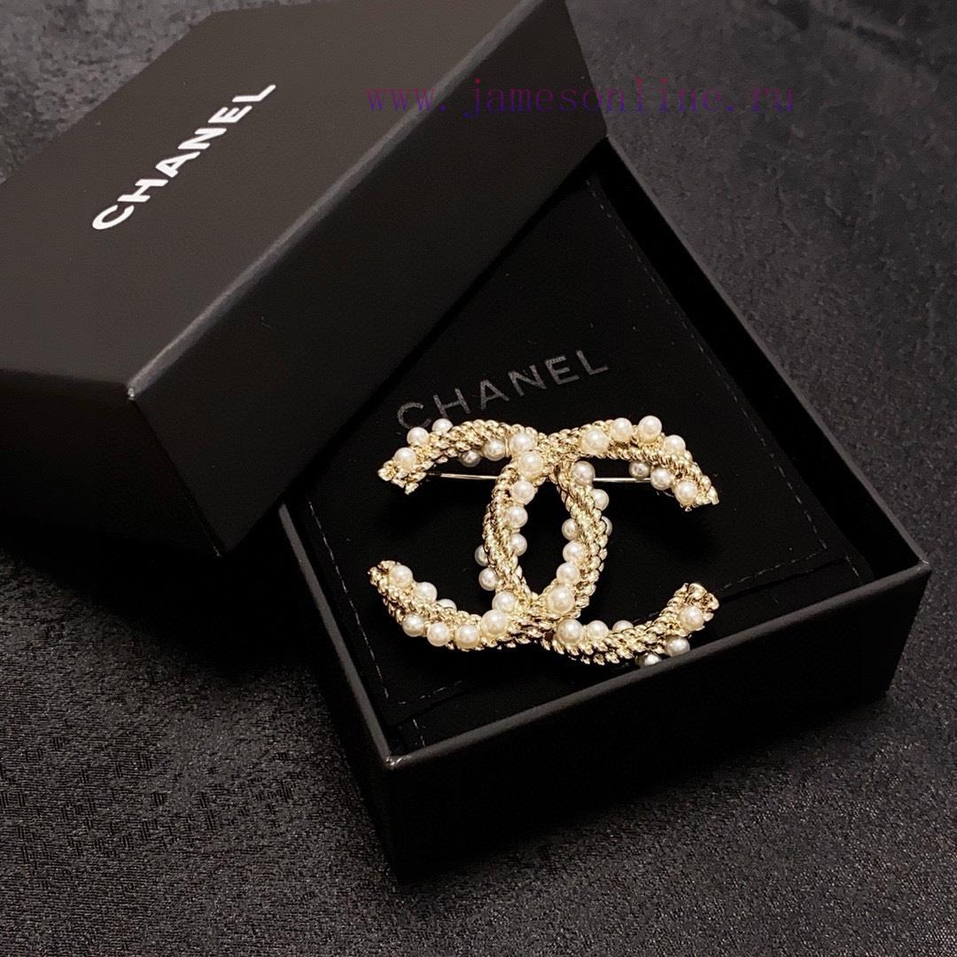 CHANELChanel's New Pearl Chanel Brooch Is The Most Women's Accessory. Women Who Have Devoted Al k615fckp - Image 7