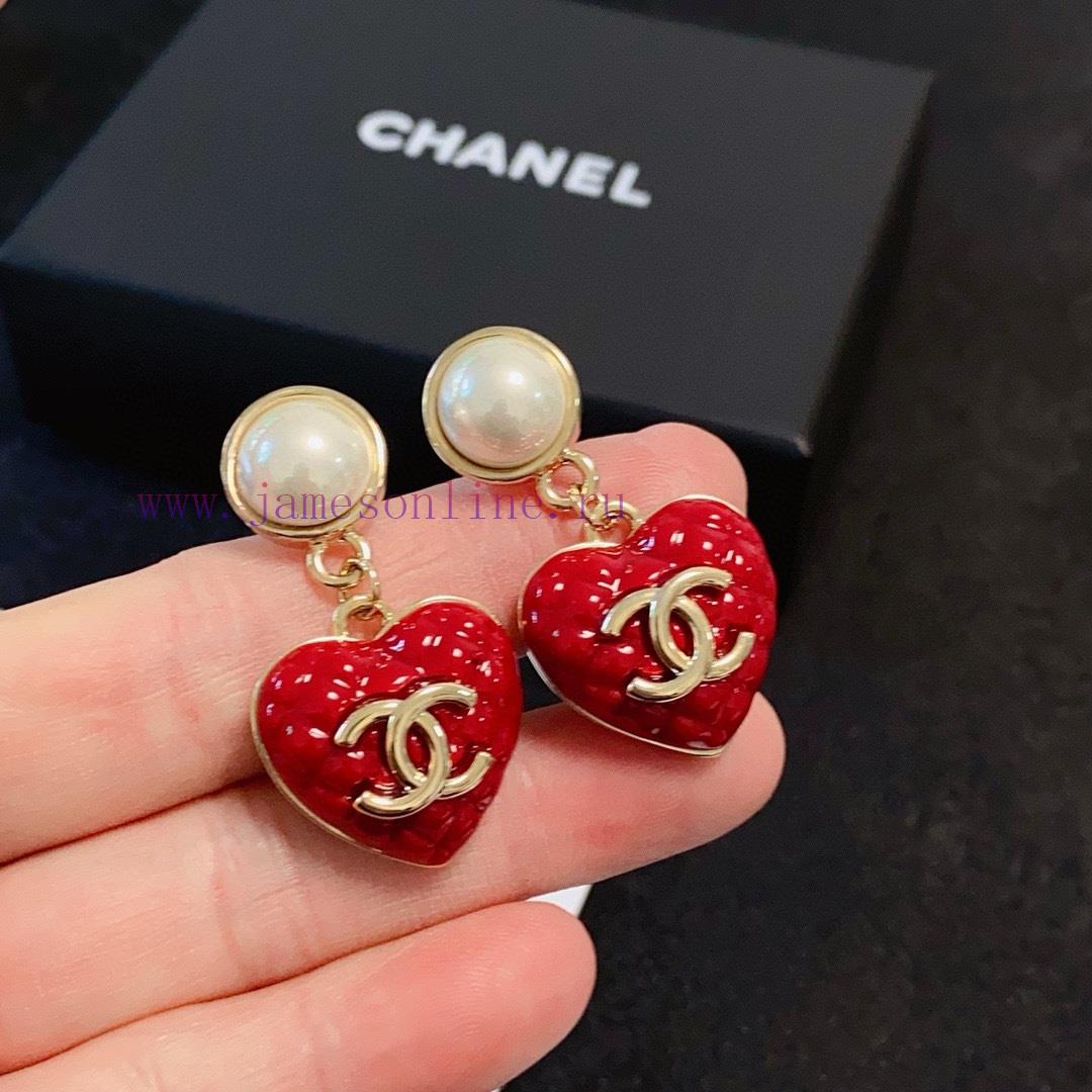 New Model Launched 🥰 High End Chanel Double C Simple New Year Red Heart Earnail Earrings. These 30twbblk - Image 9