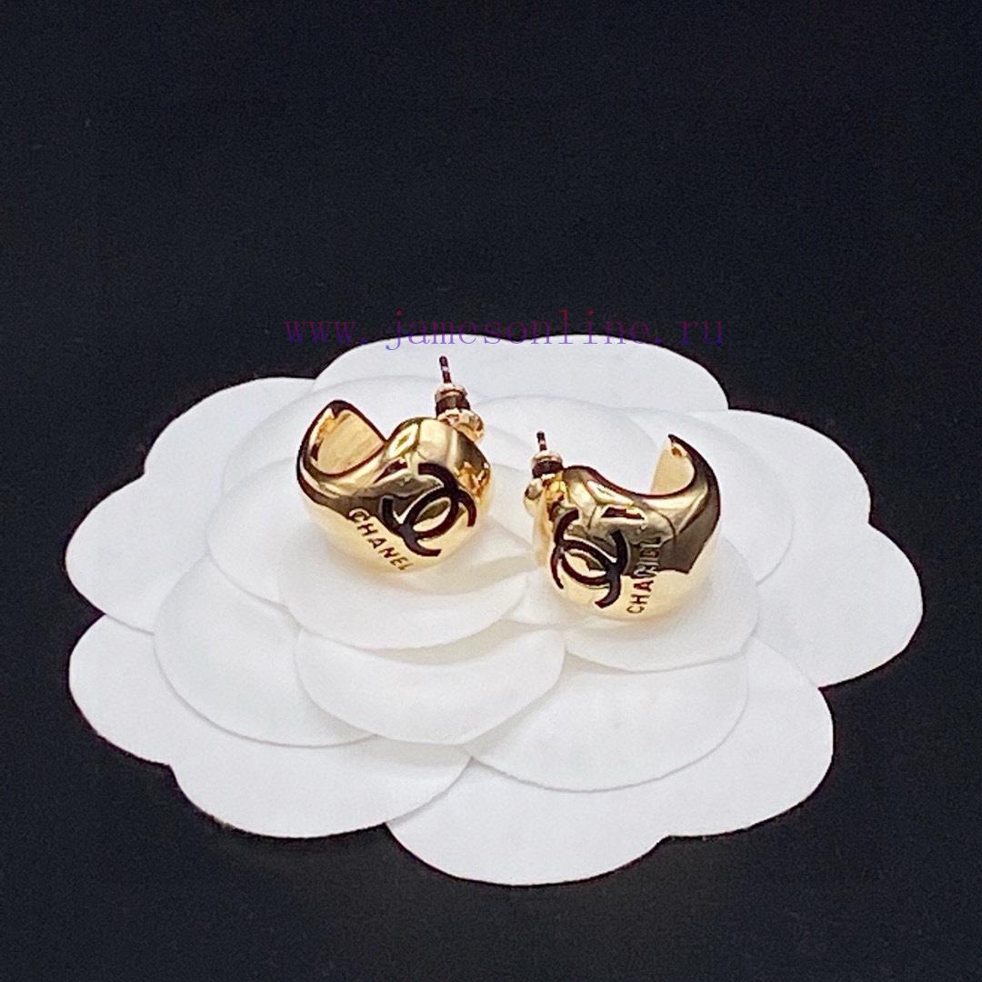 Chanel's New Double-C Small Earrings Are Very Stylish And Versatile Suitable For Casual Matchin 81agptwa - Image 5
