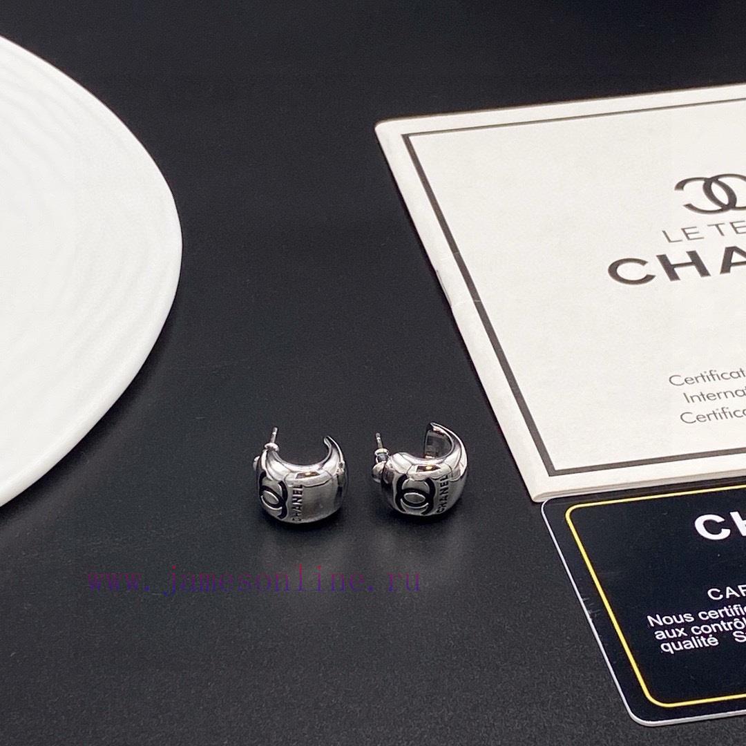 Chanel's New Double-C Small Earrings Are Very Stylish And Versatile Suitable For Casual Matchin 81agptwa - Image 7