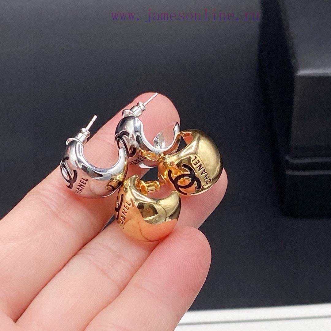 Chanel's New Double-C Small Earrings Are Very Stylish And Versatile Suitable For Casual Matchin 81agptwa - Image 9