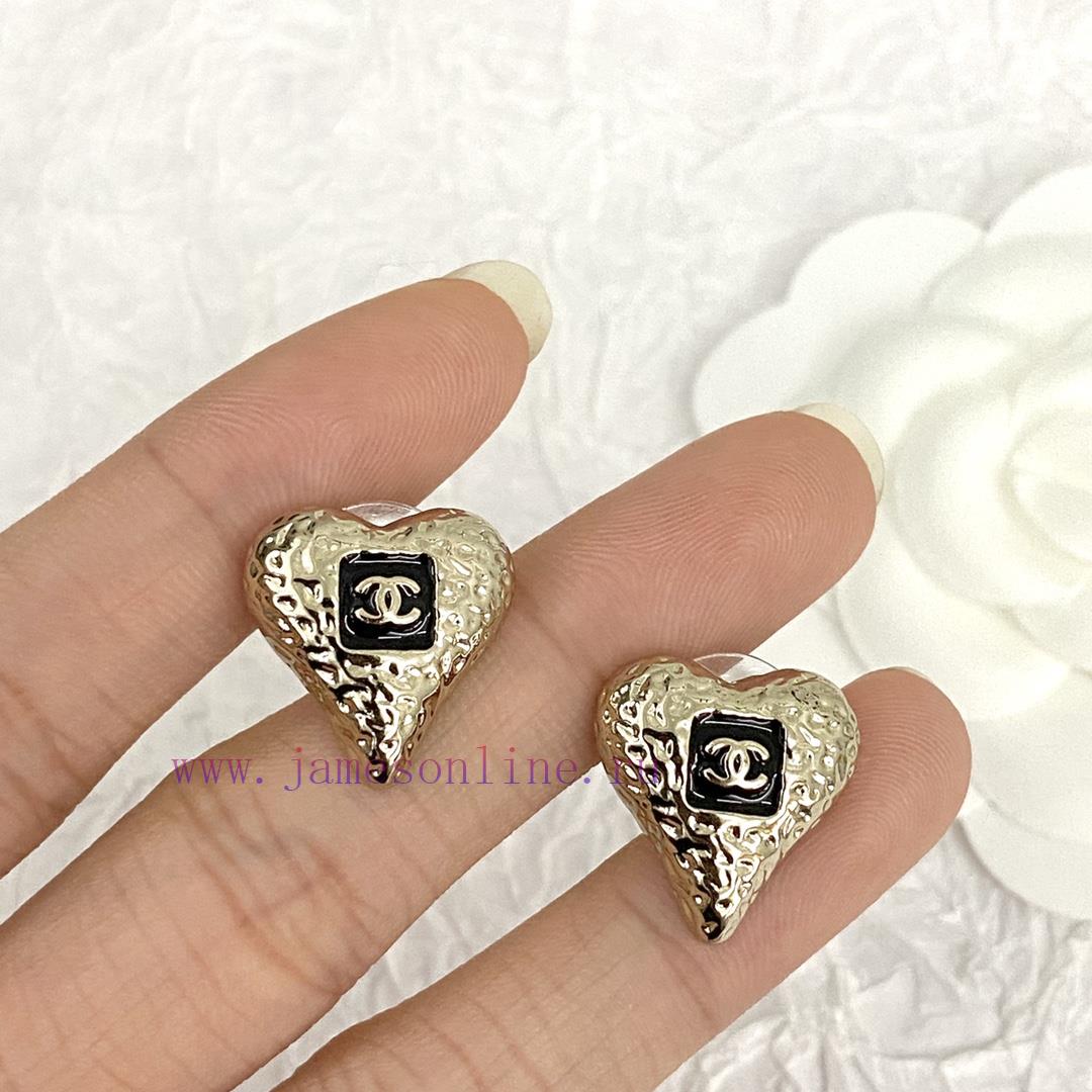 Code E2403Chanel Earrings Hot Selling Item Hits New Consensus ZpCHAN 23K Black Enamel Lava Hear zvkd6ii9 - Image 4