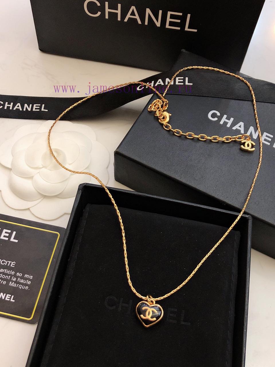 Chanel Peach Heart Mini Necklace 14K Stainless Steel Color Preserved Love Pendant Is Super Pers sgo1g45p - Image 4
