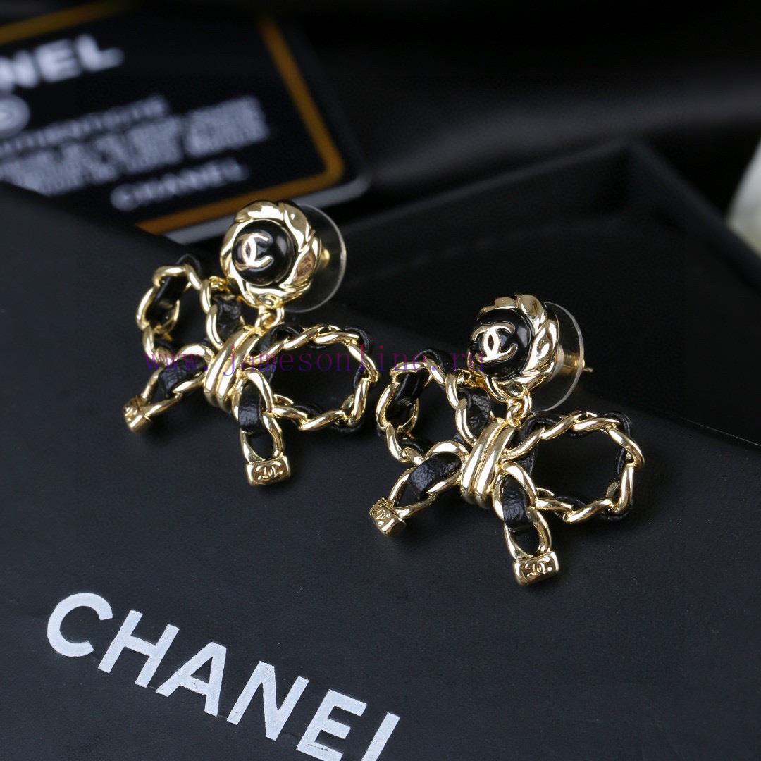 Chanel's New Bow Earrings And Lambskin Earrings Are Exquisitely Crafted In Every Detail. This D qibw7r1q - Image 2