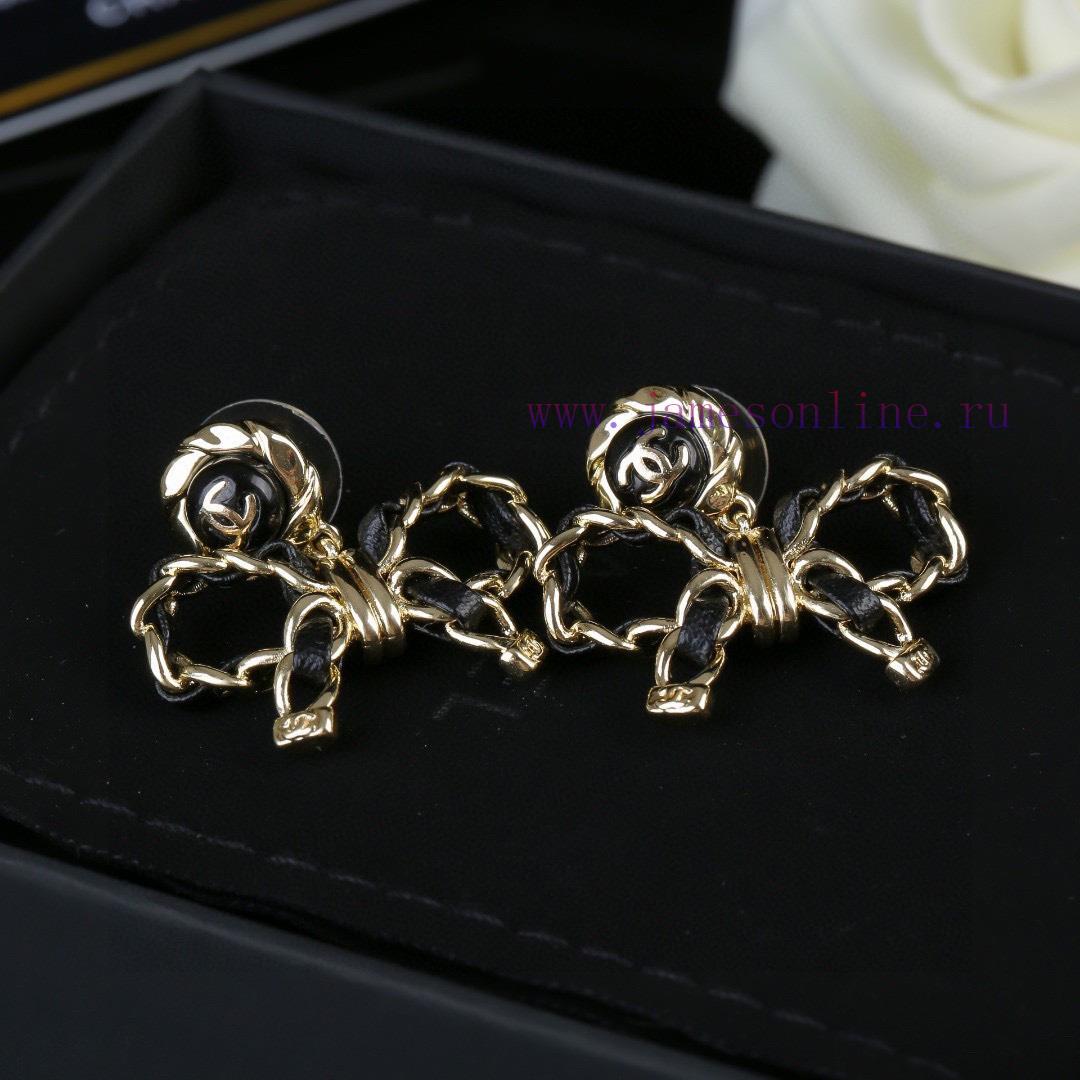Chanel's New Bow Earrings And Lambskin Earrings Are Exquisitely Crafted In Every Detail. This D qibw7r1q - Image 4